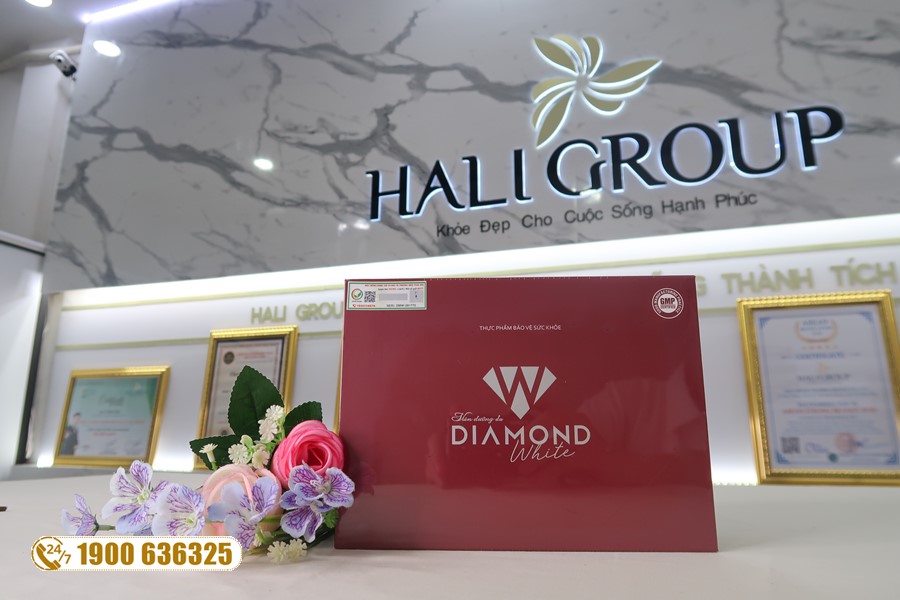 Viên uống trắng da Diamond White Ngọc Trinh giá bao nhiêu?